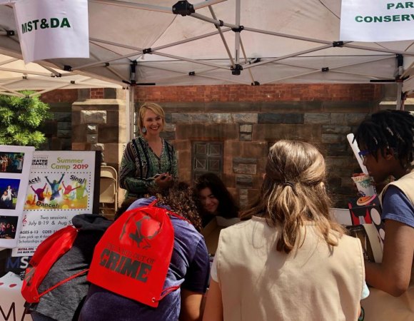 Roosevelt Island Day in Pictures, 2019 Main Street Theatre & Dance Alliance Executive Director Kristi Towey took out time on her 30th birthday.